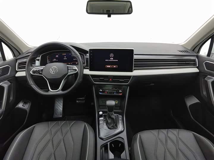 Фото 5 - Volkswagen Tiguan L Pro