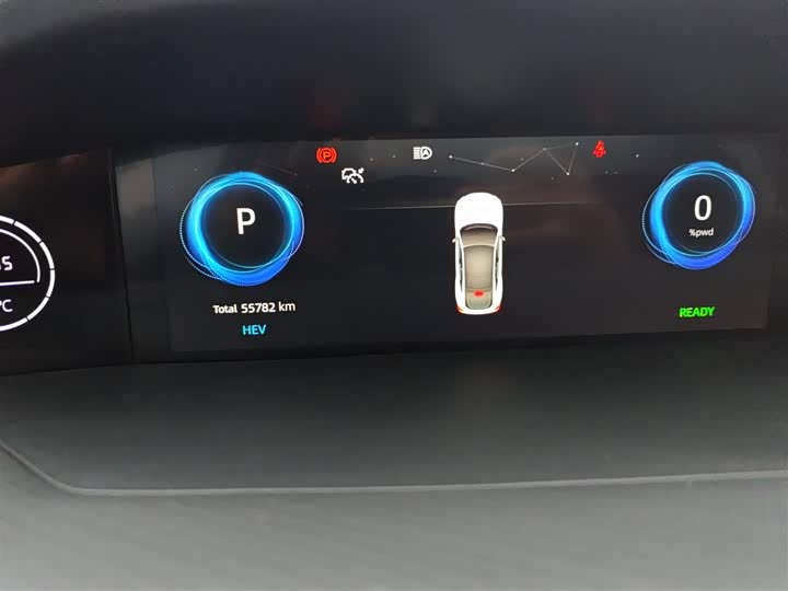 Фото 12 - Changan UNI-V Hybrid