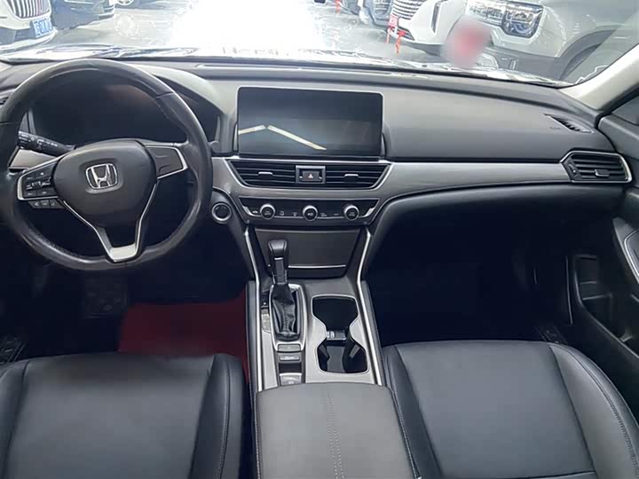 Фото 7 - Honda Accord