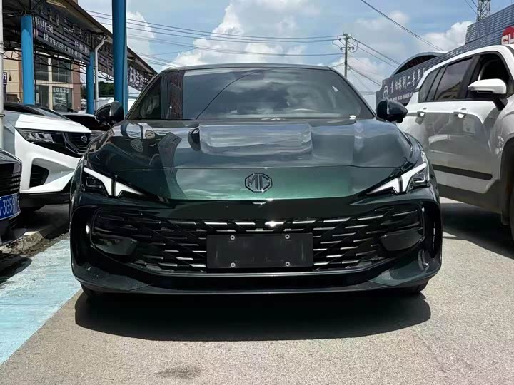 Фото 2 - MG Motor 7