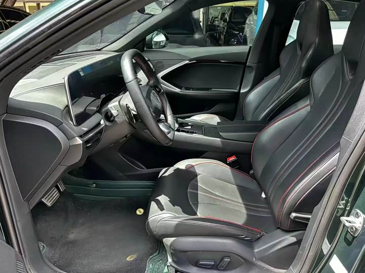 Фото 4 - MG Motor 7