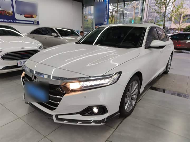 Фото 2 - Honda Accord