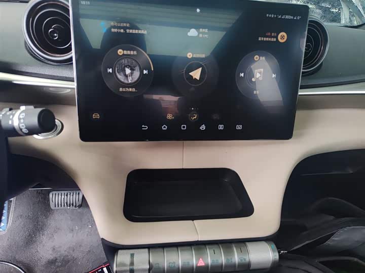 Фото 13 - BYD Dolphin