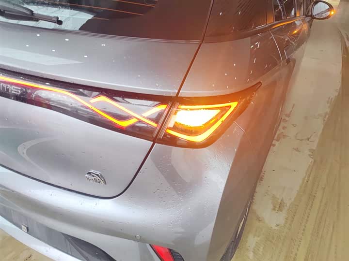 Фото 8 - BYD Dolphin