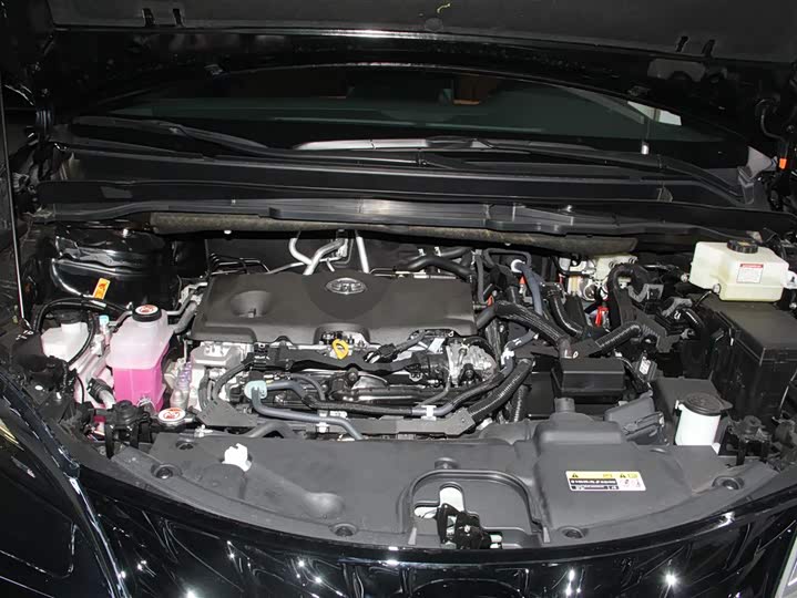 Фото 12 - Toyota Granvia