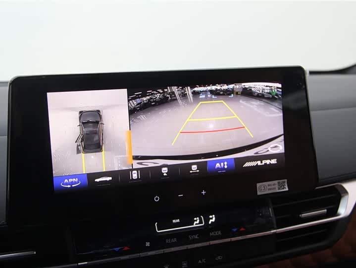 Фото 26 - Toyota Granvia