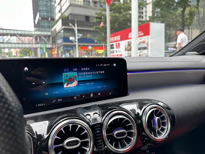 Фото 11 - Mercedes-Benz A-Class AMG