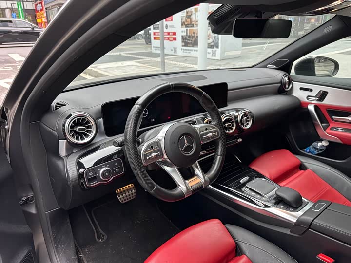 Фото 6 - Mercedes-Benz A-Class AMG