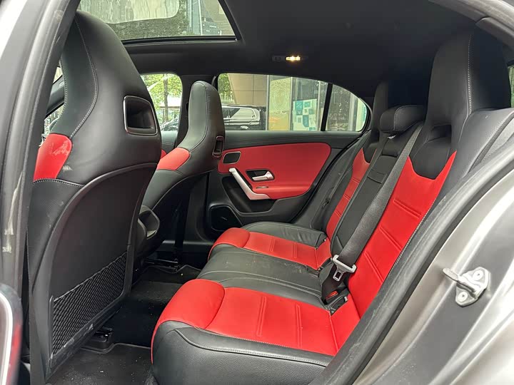 Фото 8 - Mercedes-Benz A-Class AMG