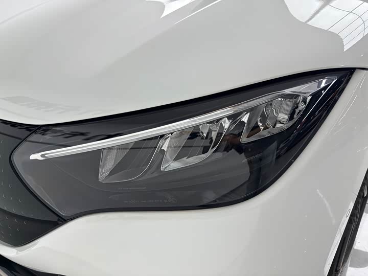 Фото 5 - Mercedes-Benz EQE