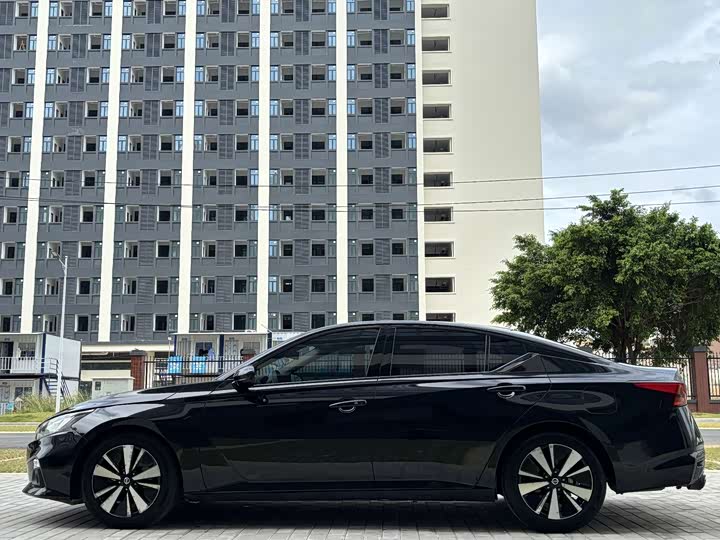 Фото 7 - Nissan Teana