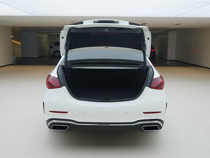 Фото 5 - Mercedes-Benz C-Class Hybrid