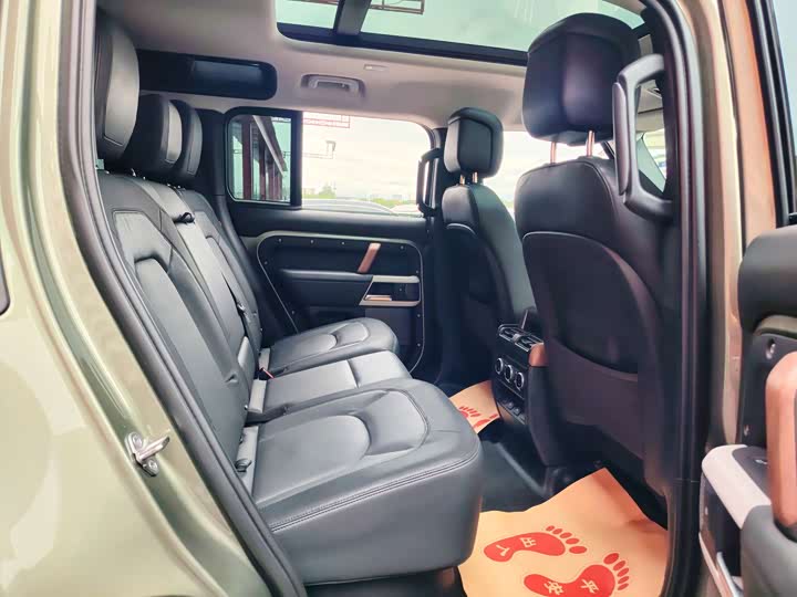 Фото 14 - Land Rover Defender