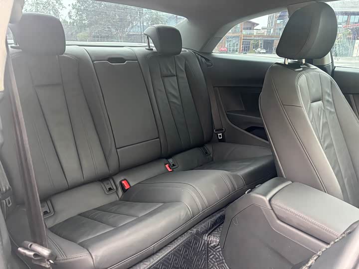 Фото 6 - Audi A5