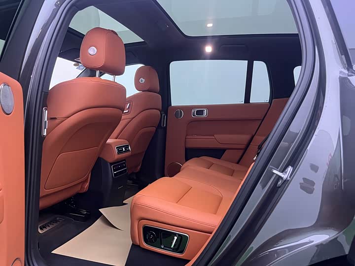 Фото 10 - LiXiang L7