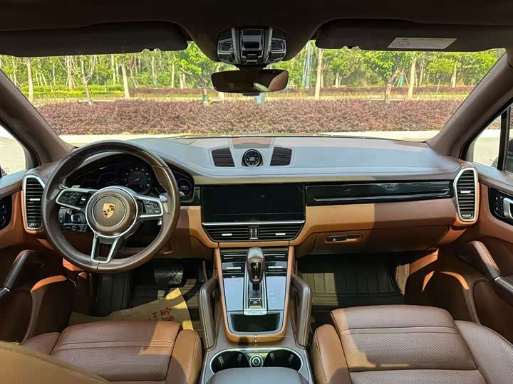 Фото 5 - Porsche Cayenne