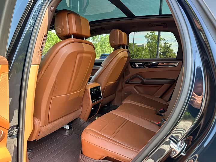 Фото 6 - Porsche Cayenne