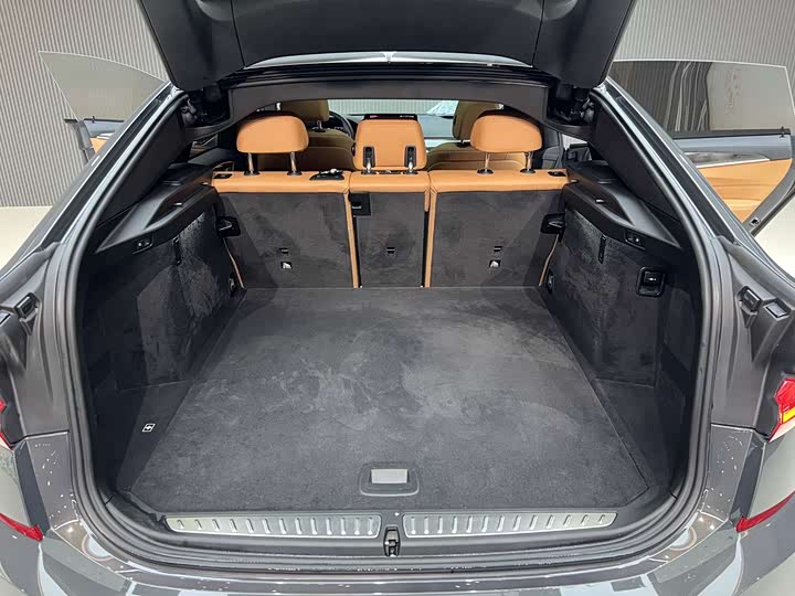 Фото 14 - BMW 6 Series GT