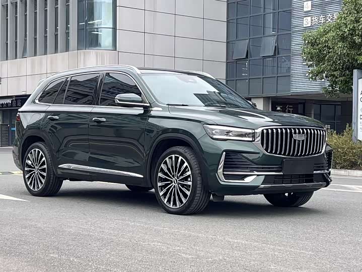 Фото 2 - Geely Monjaro