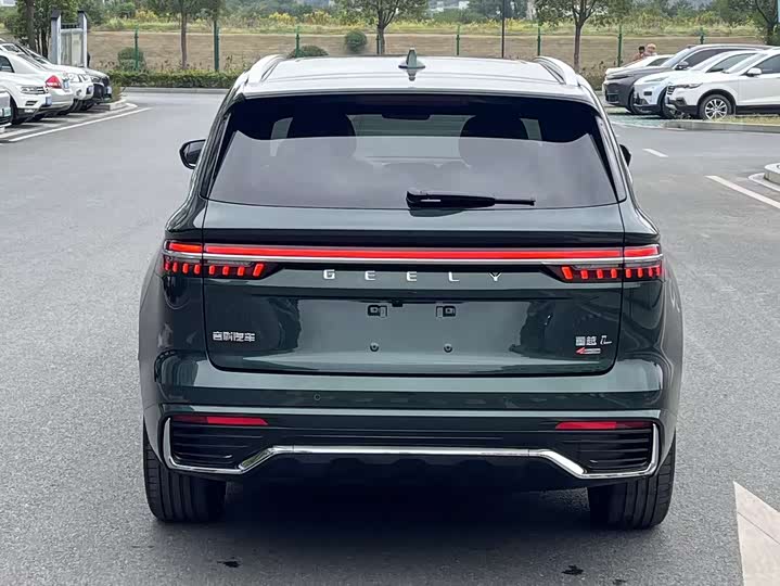 Фото 5 - Geely Monjaro