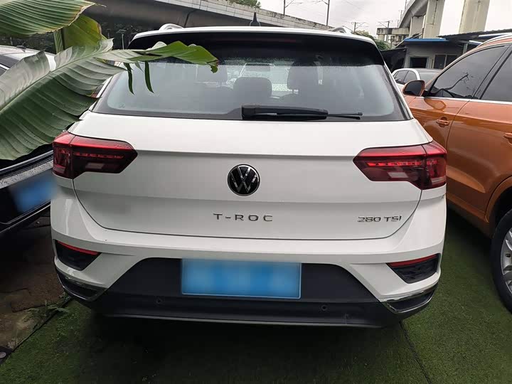 Фото 6 - Volkswagen T-Roc