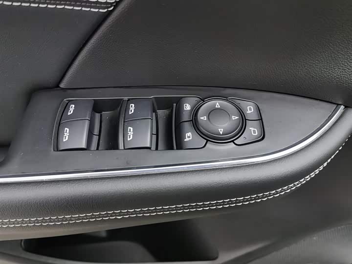 Фото 9 - Buick Envision Plus