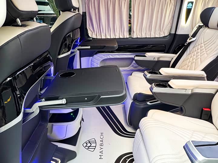 Фото 11 - Mercedes-Benz Vito