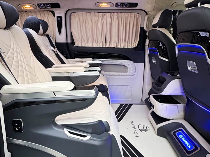 Фото 18 - Mercedes-Benz Vito