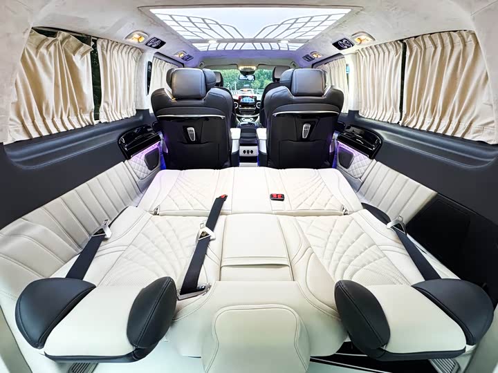 Фото 32 - Mercedes-Benz Vito