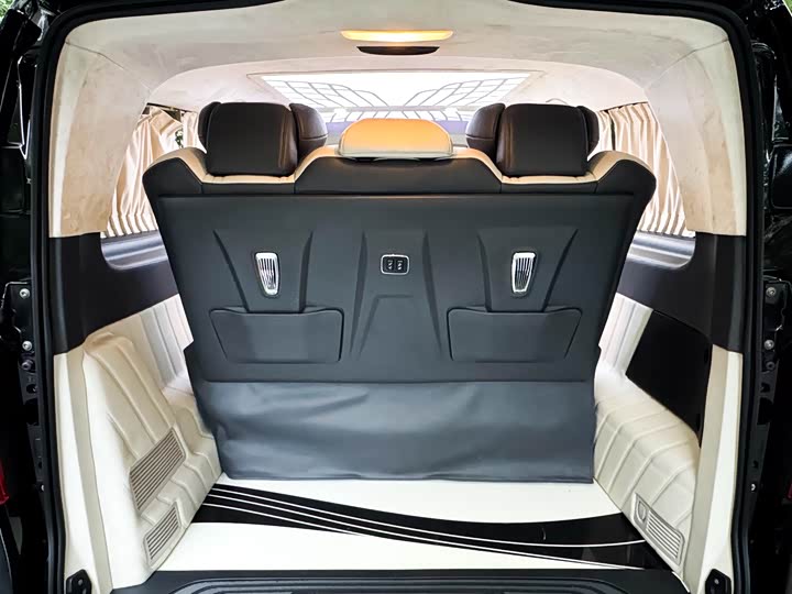 Фото 33 - Mercedes-Benz Vito