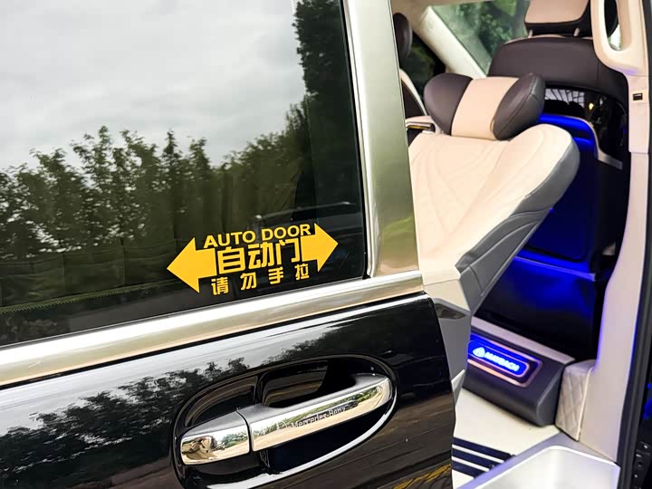 Фото 34 - Mercedes-Benz Vito