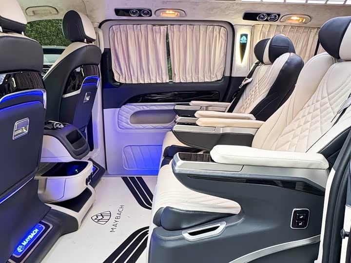 Фото 9 - Mercedes-Benz Vito