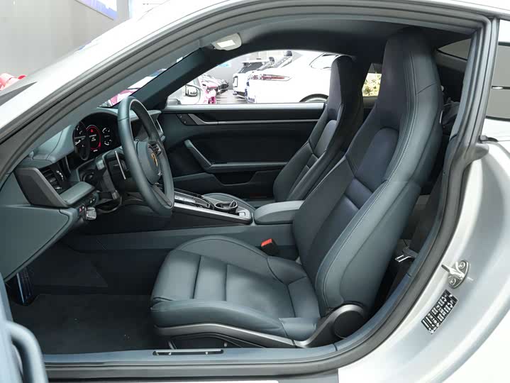 Фото 12 - Porsche 911