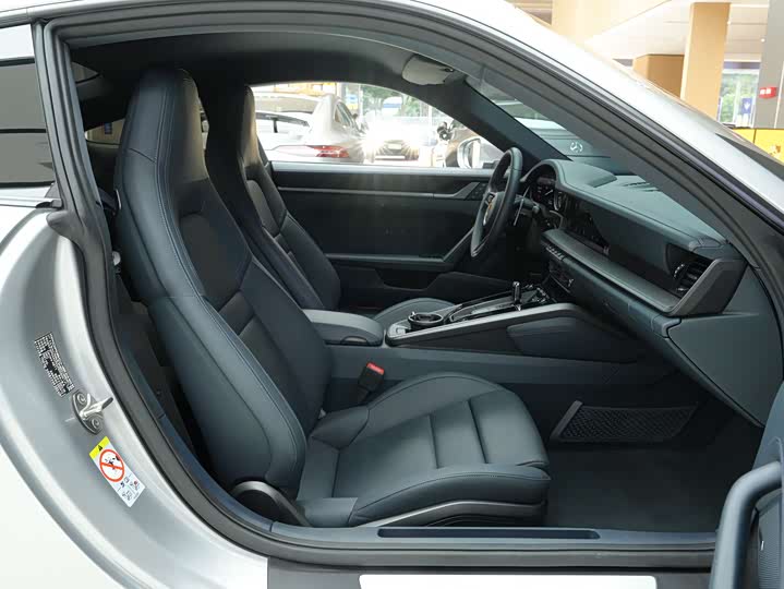 Фото 13 - Porsche 911