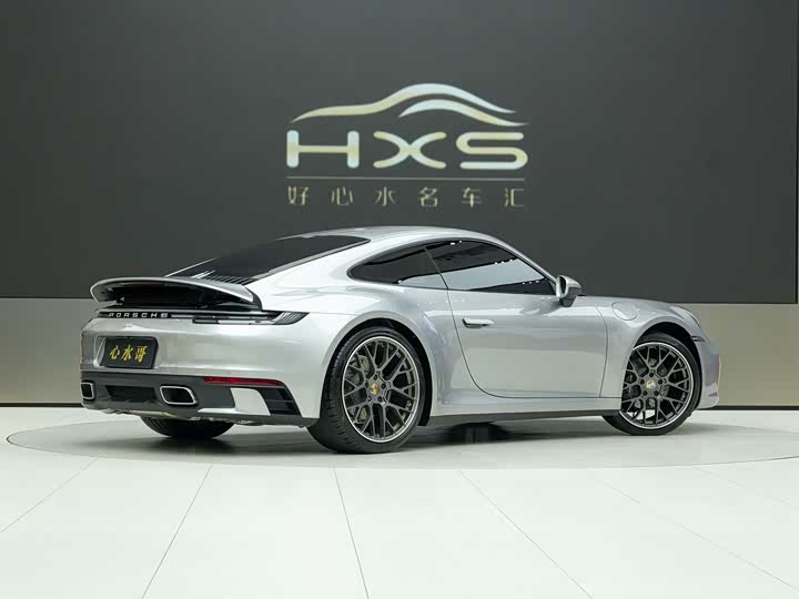 Фото 4 - Porsche 911