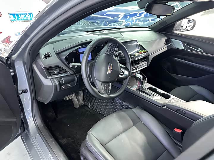 Фото 5 - Cadillac CT4