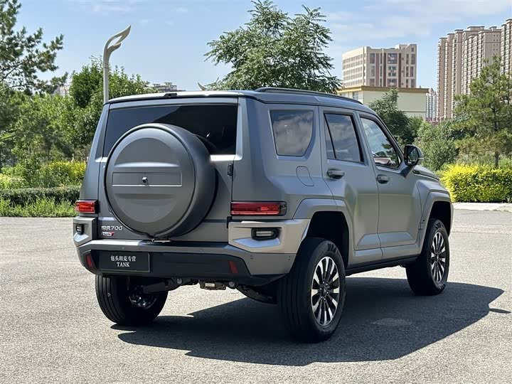 Фото 5 - Tank 700 Hybrid