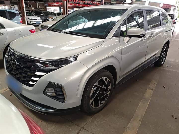 Фото 2 - Hyundai Custo