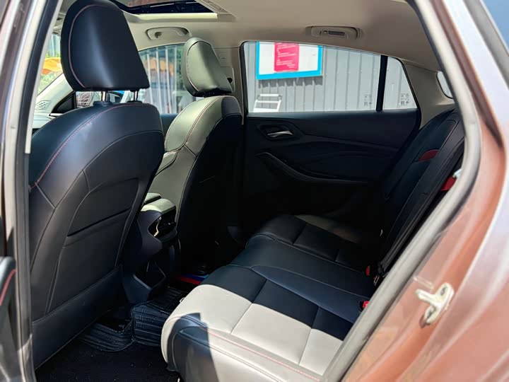 Фото 9 - MG Motor 5