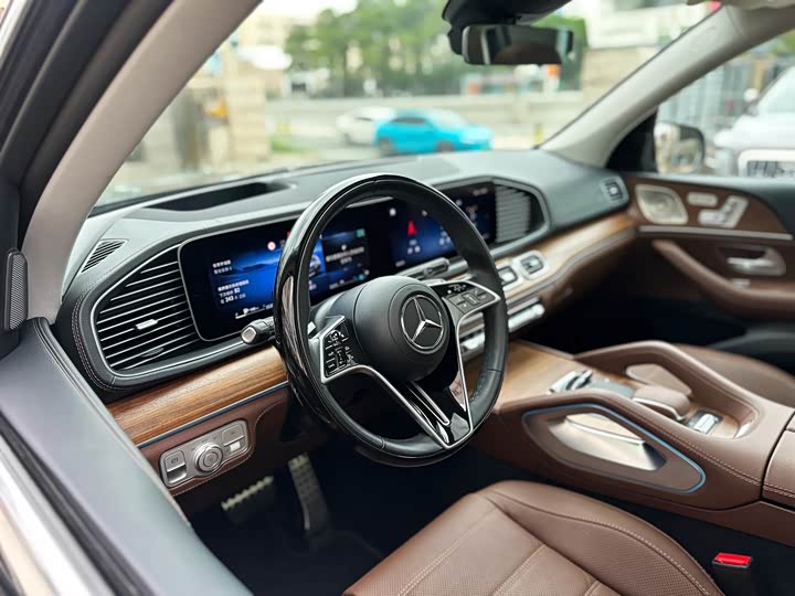Фото 9 - Mercedes-Benz GLS-Class