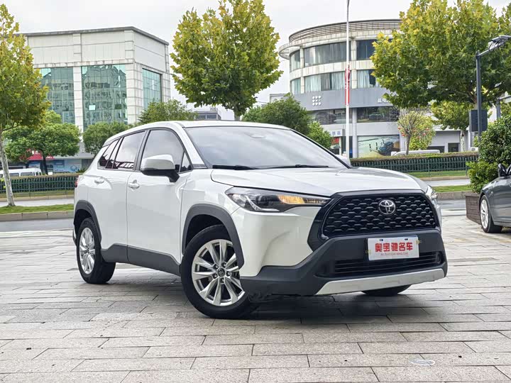 Фото 3 - Toyota Corolla Cross