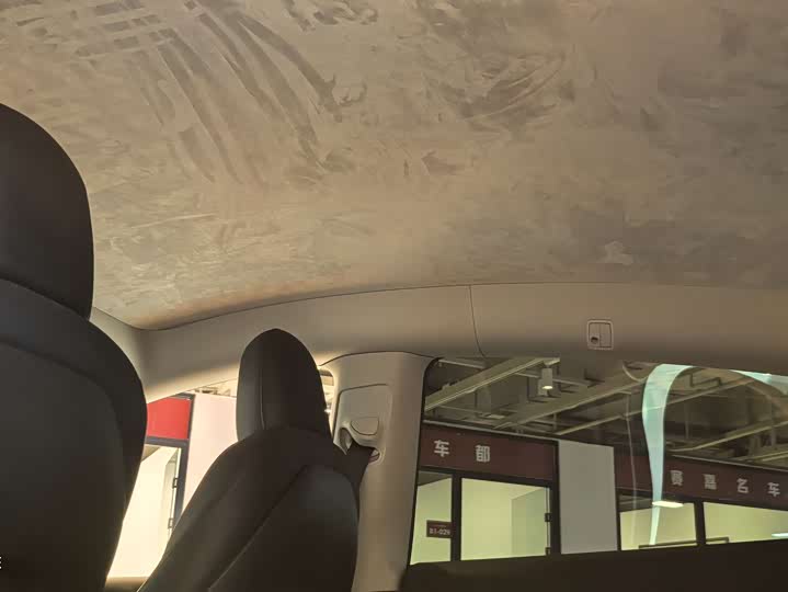 Фото 10 - Tesla Model Y