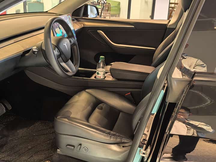 Фото 5 - Tesla Model Y