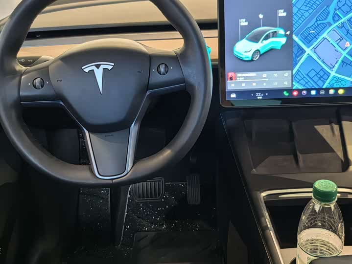 Фото 8 - Tesla Model Y