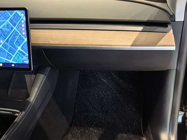 Фото 9 - Tesla Model Y