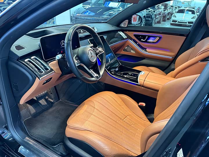 Фото 4 - Mercedes-Benz S-Class