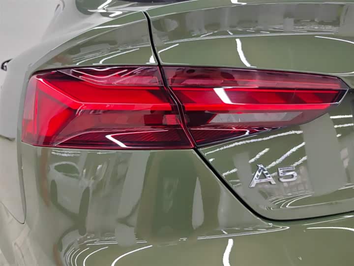 Фото 18 - Audi A5