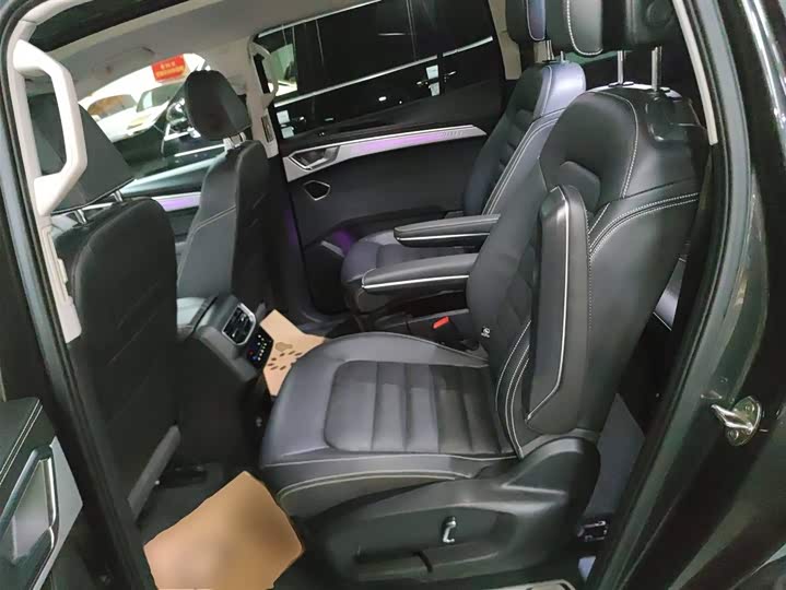 Фото 14 - Volkswagen Talagon