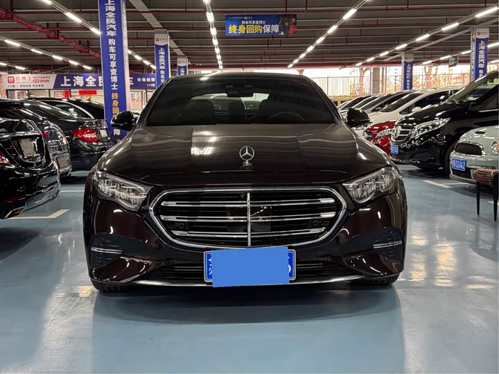 Zdjęcie 1 - Mercedes-Benz E-Class