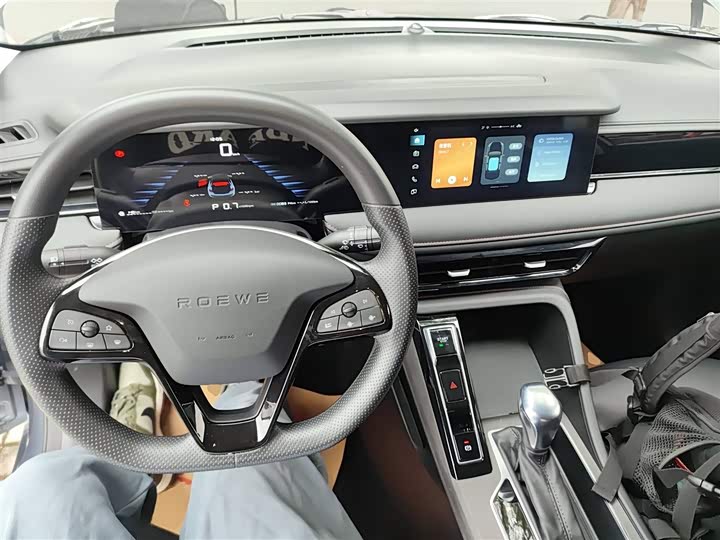 Фото 10 - Roewe i5